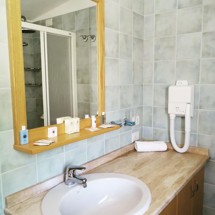 Hotel Villa Del Mare Sìnnai Δωμάτιο φωτογραφία