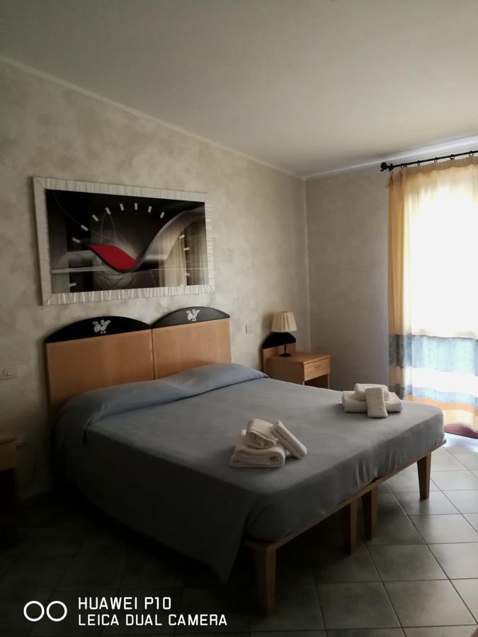 Hotel Villa Del Mare Sìnnai Δωμάτιο φωτογραφία